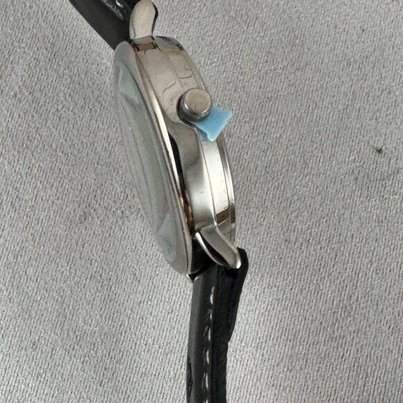 New old Stock 2004 Betty Boop Its a Glamorous Betty Boop watch - Picture 4 of 9